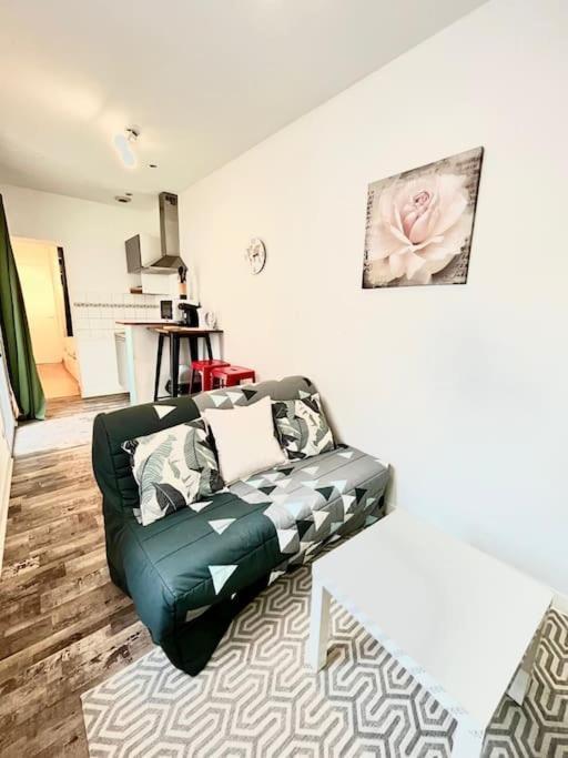 New York - Appartement A Reims Extérieur photo