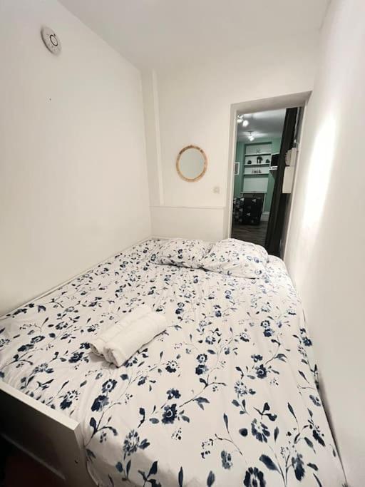 New York - Appartement A Reims Extérieur photo